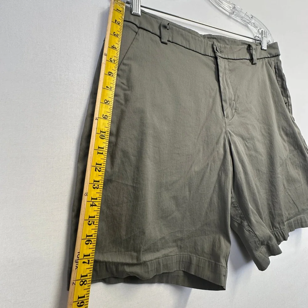 Lululemon Commission Shorts Army Green Men's Size 33